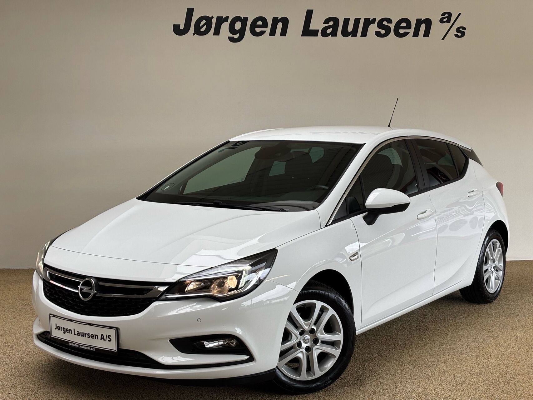 Opel Astra 1,0 Turbo Enjoy Start/Stop 105HK 5d