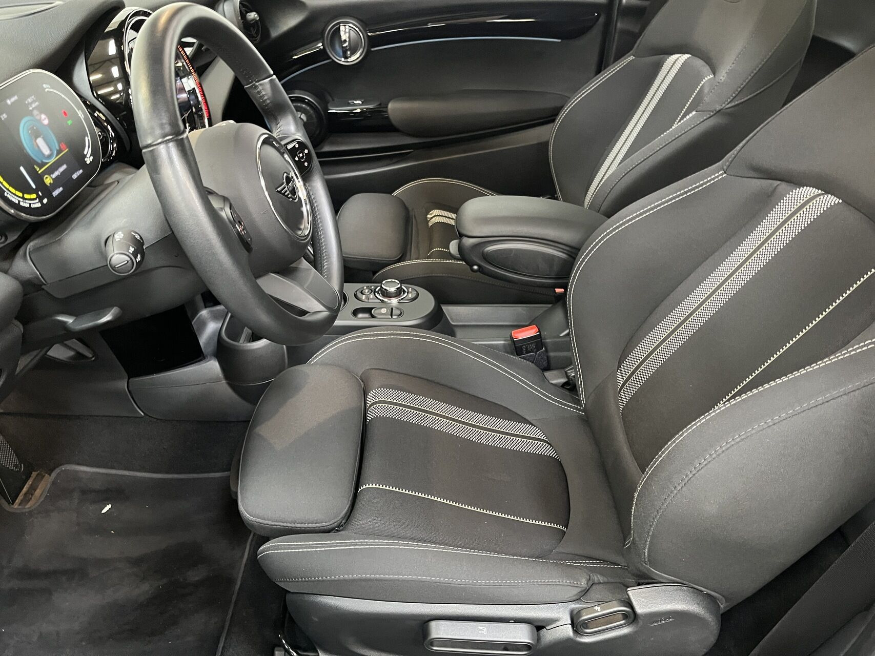 Sort Mini Cooper fra 2022
