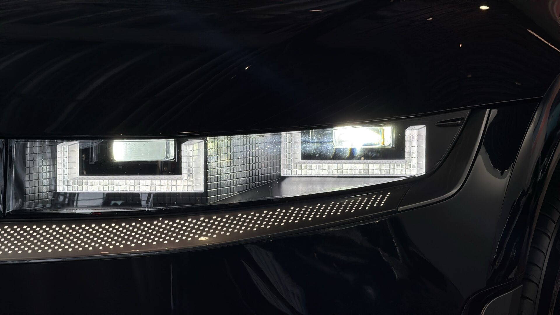 Sort Hyundai Ioniq 5 fra 2026