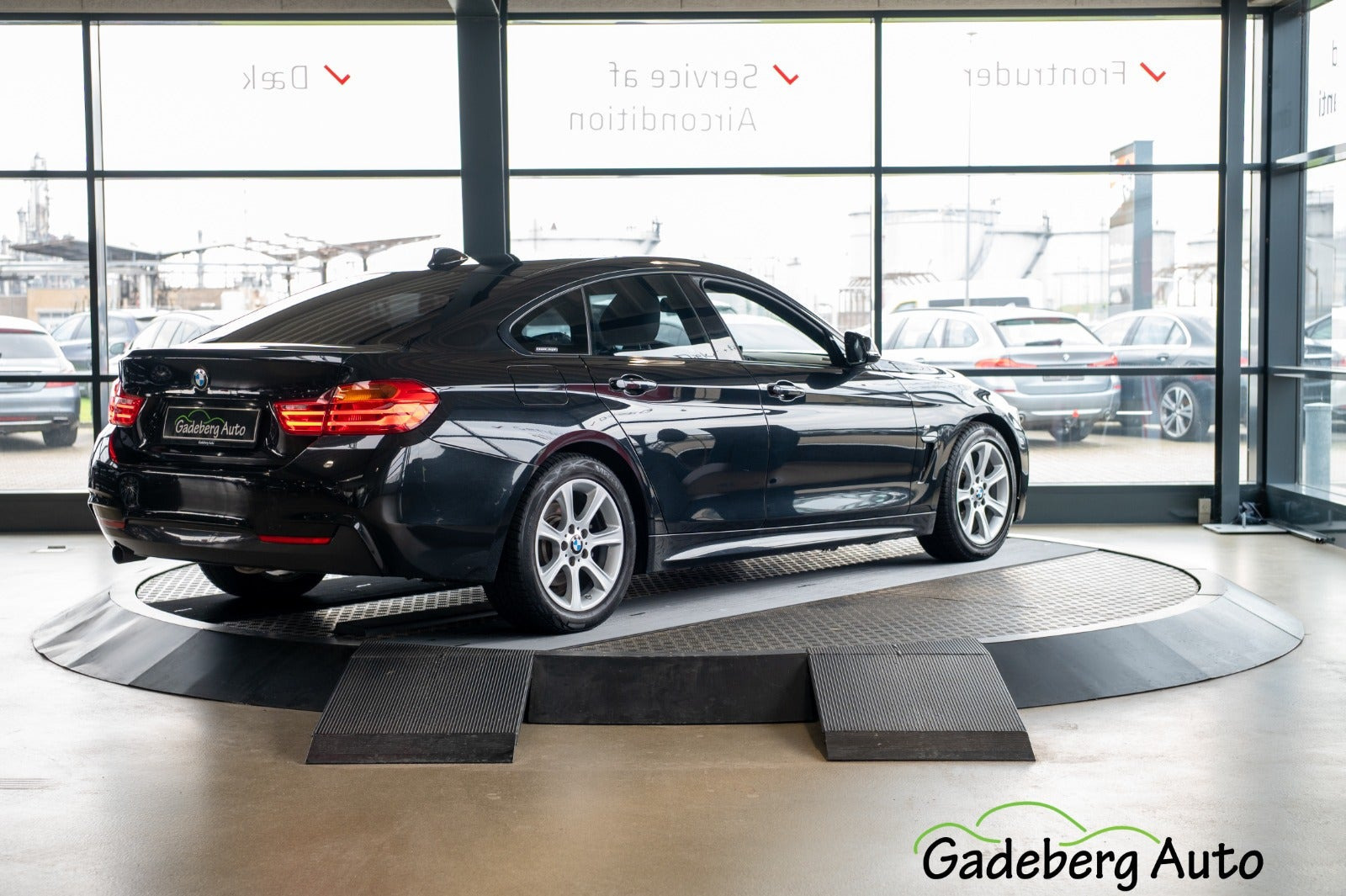 Sort BMW 420d fra 2015