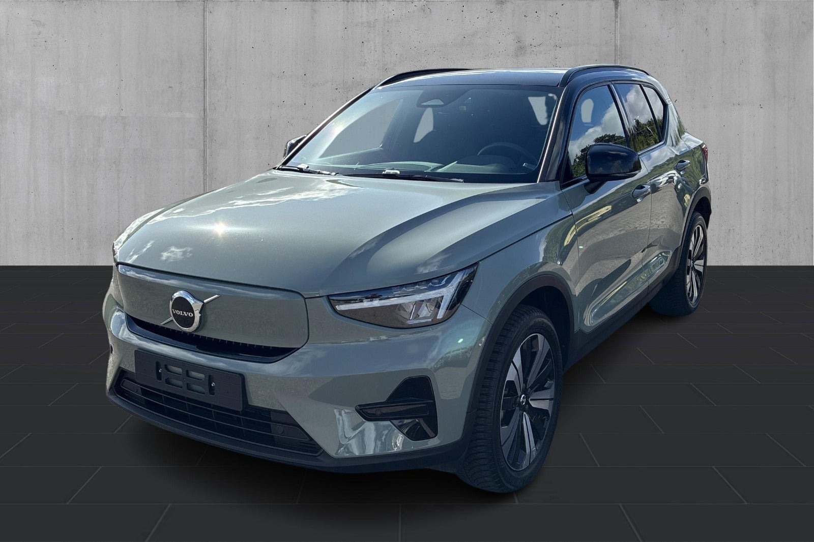 Volvo XC40 ReCharge Start