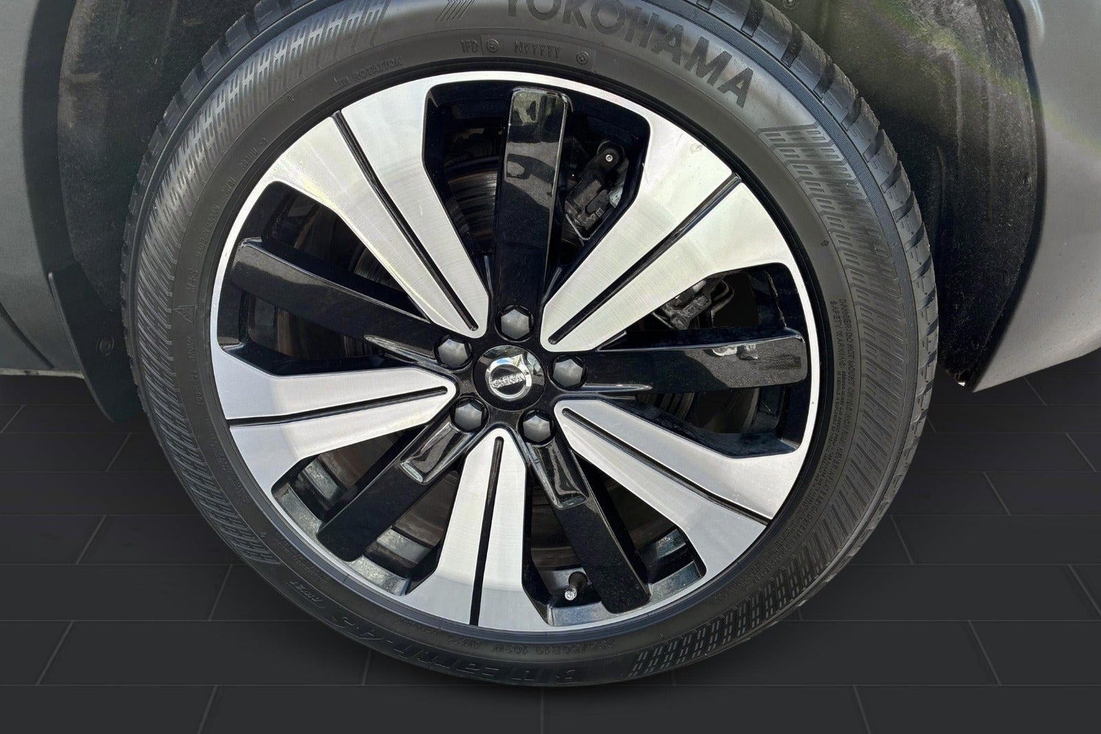 Grøn Volvo XC40 fra 2023