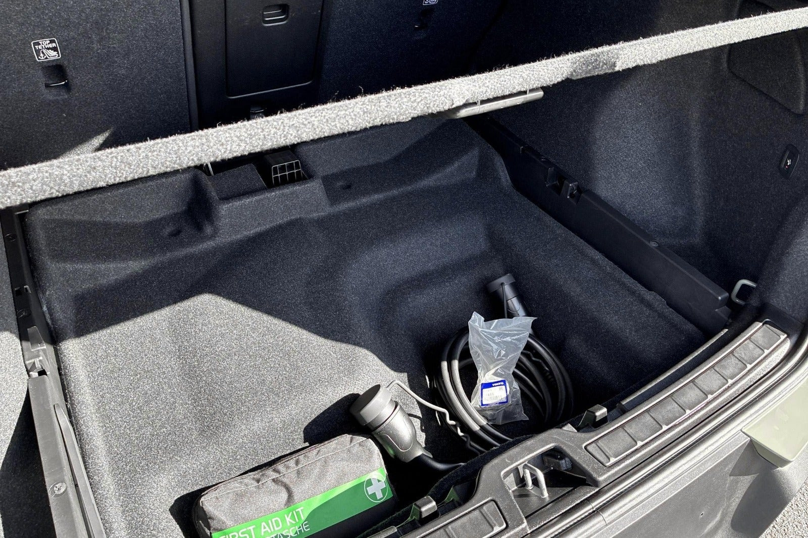 Grøn Volvo XC40 fra 2023