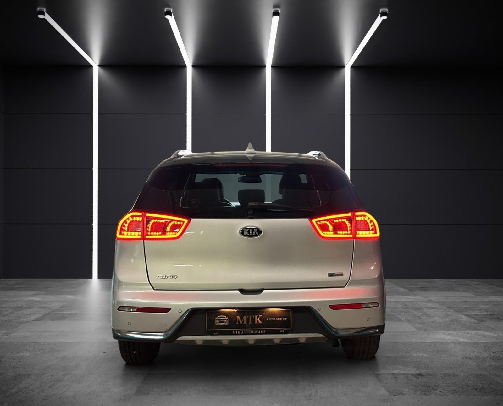 Sølv Kia Niro fra 2019