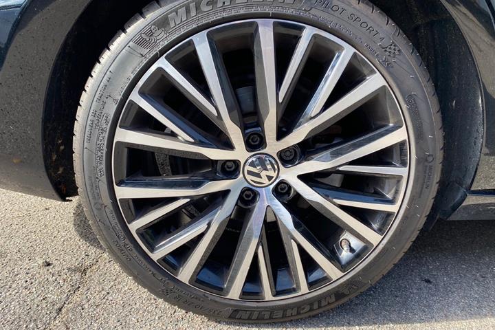 undefined VW Passat CC fra 2008