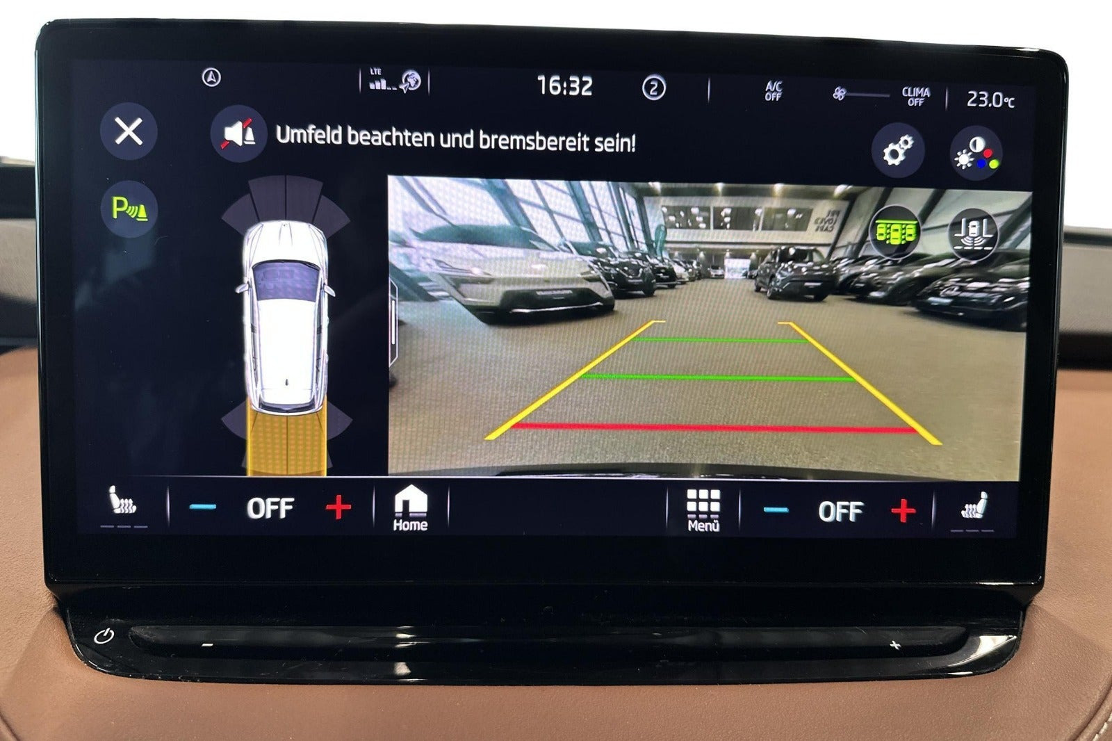 Sort Skoda Enyaq fra 2022