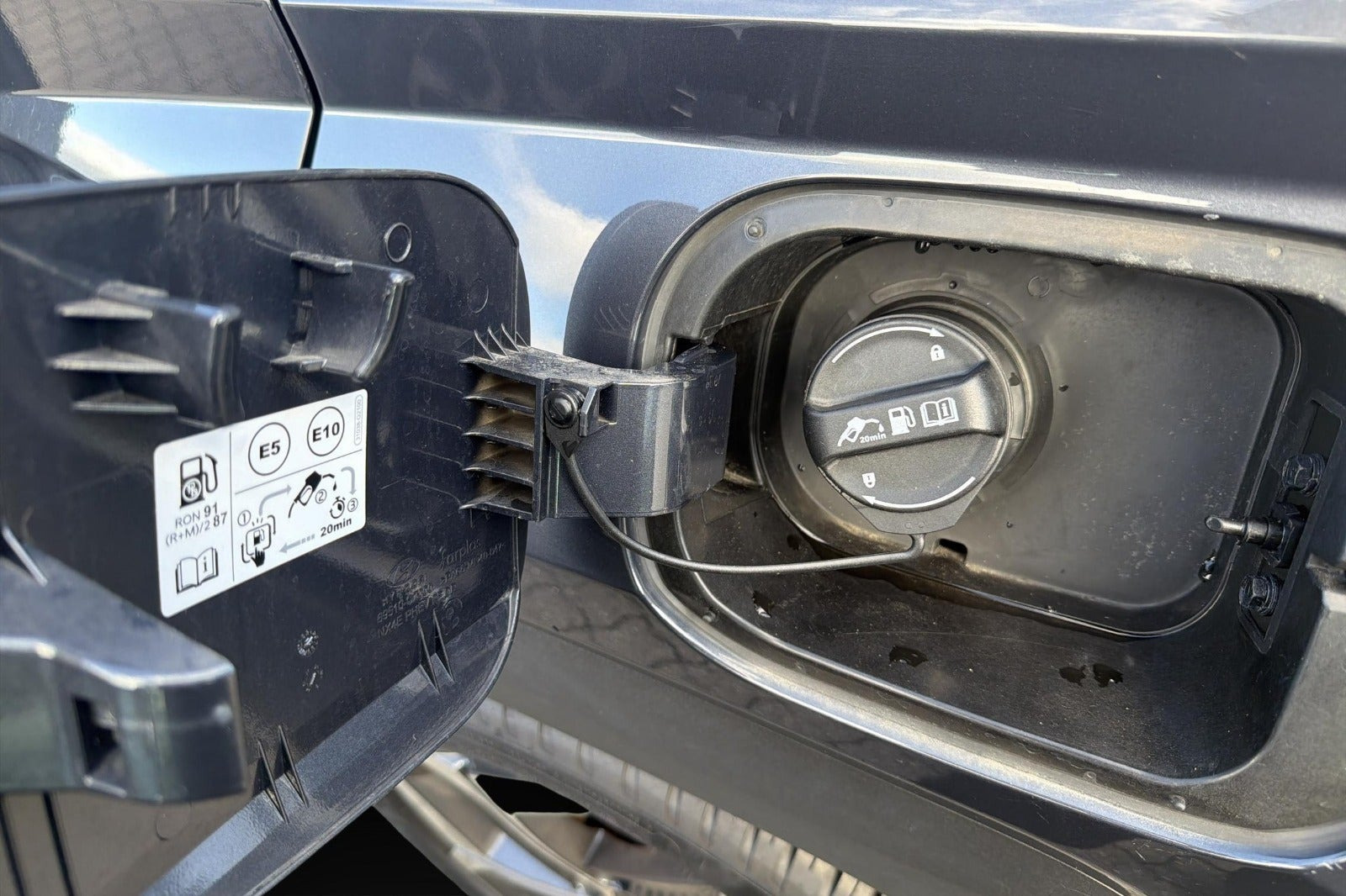 Grå Hyundai Tucson fra 2022
