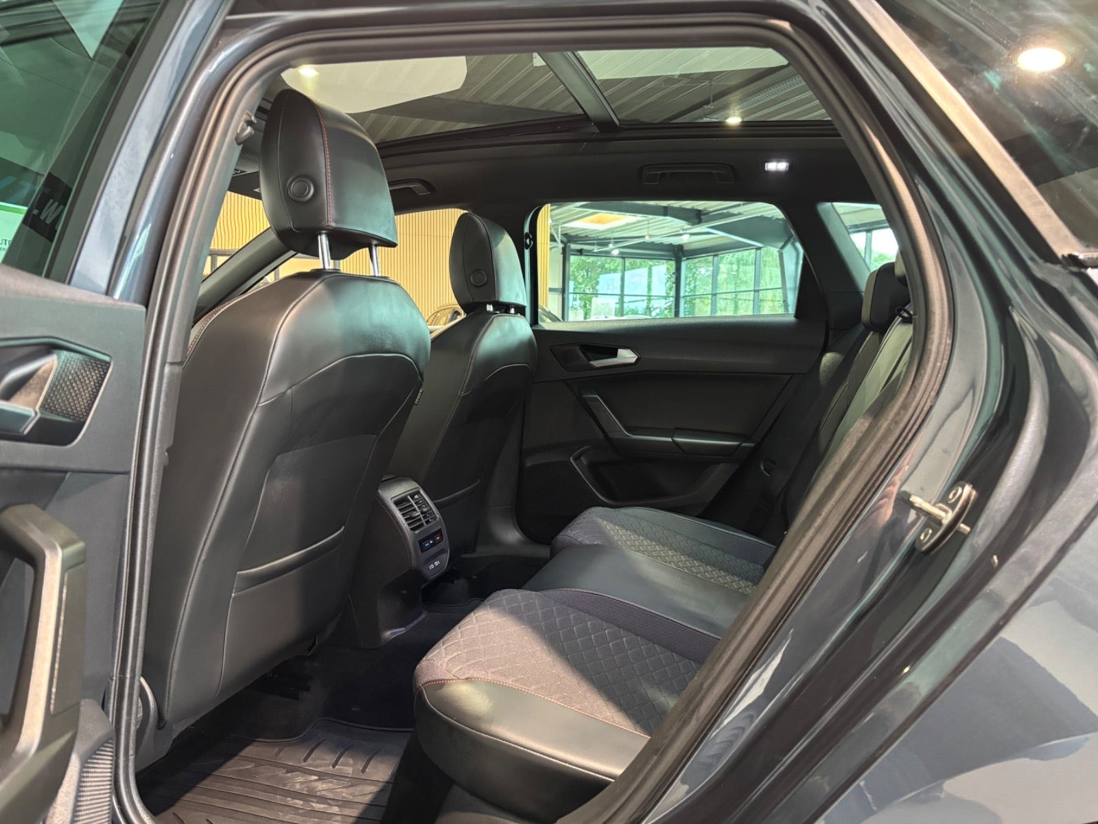 Sort Seat Leon fra 2021