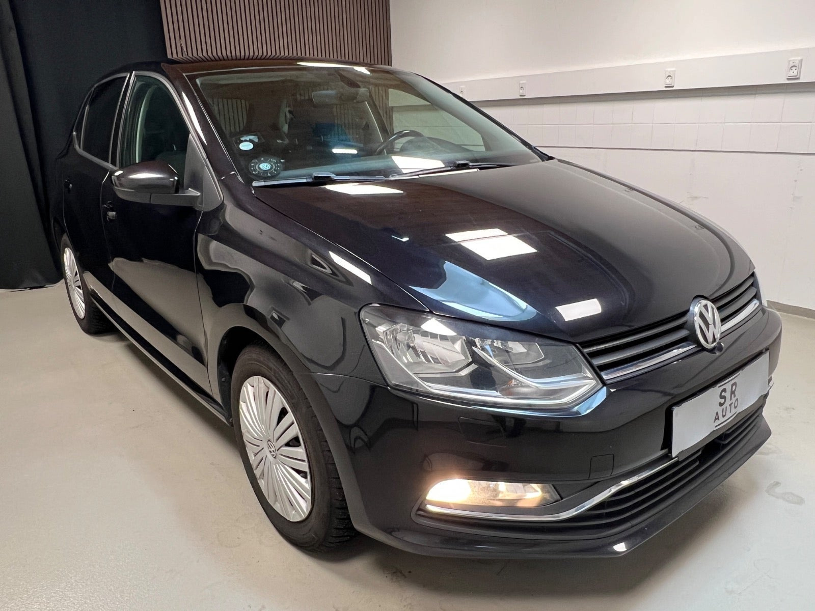 Sort VW Polo fra 2017