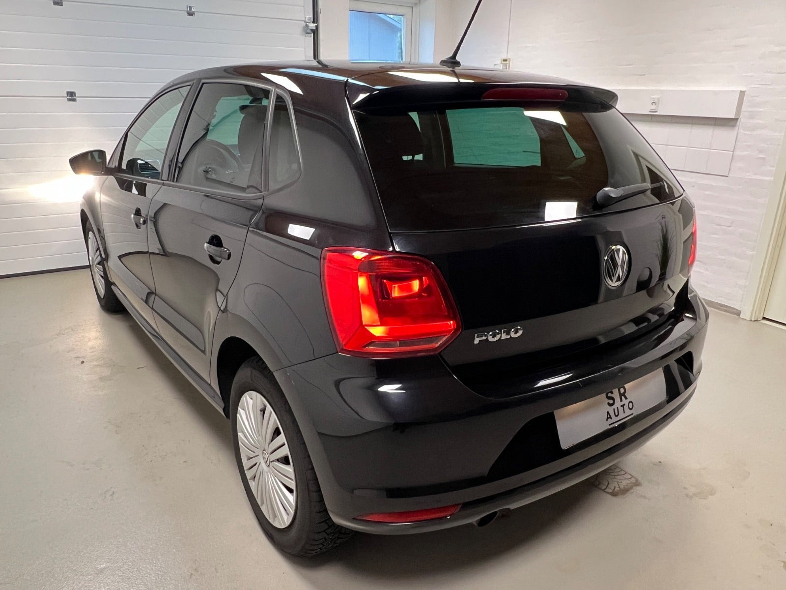 Sort VW Polo fra 2017