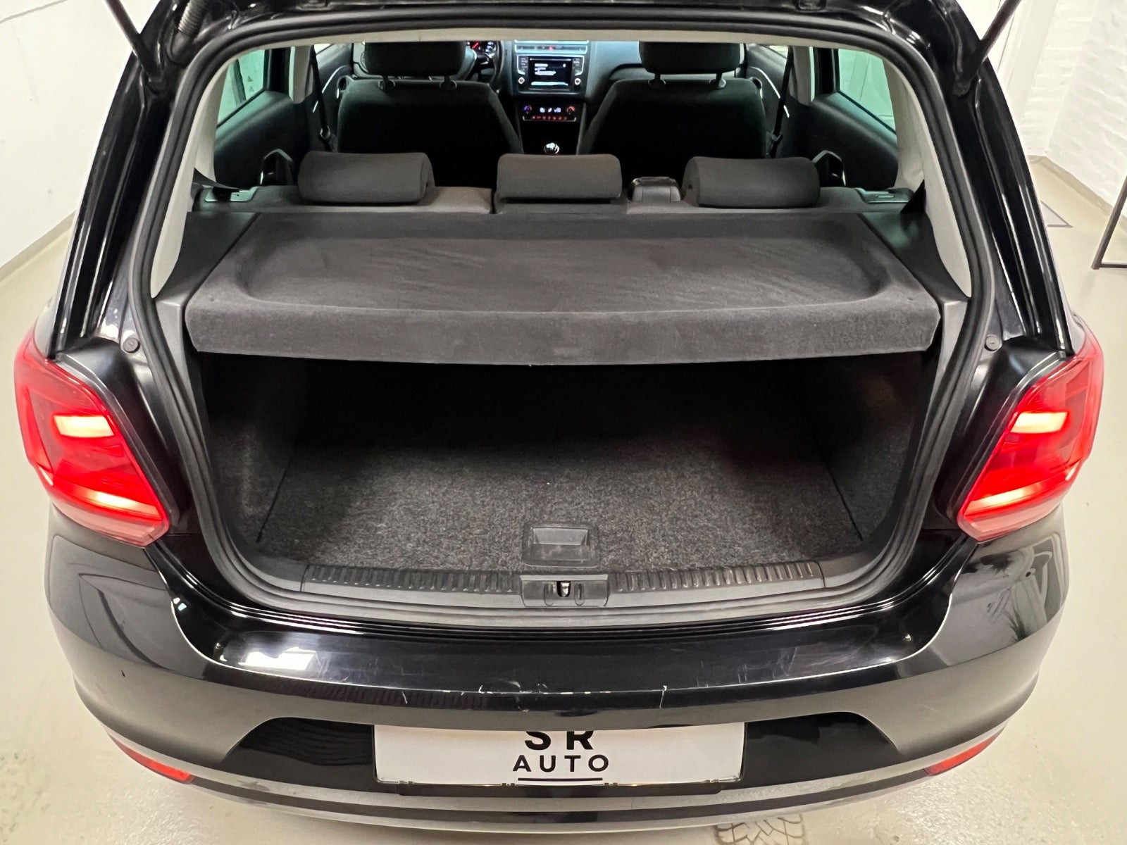 Sort VW Polo fra 2017
