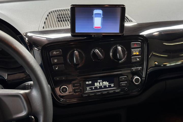 Hvid VW UP! fra 2013