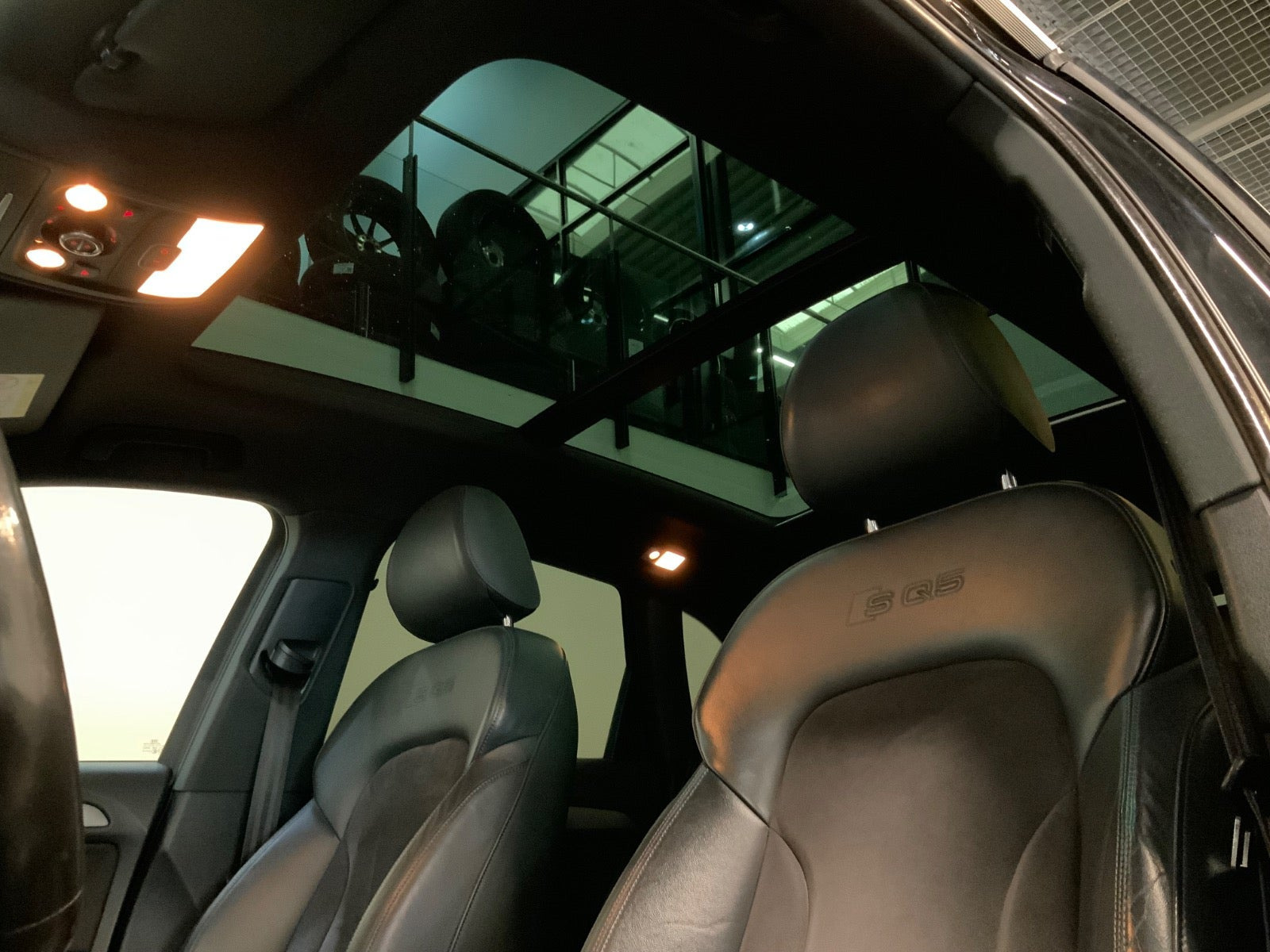 Sort Audi SQ5 fra 2015