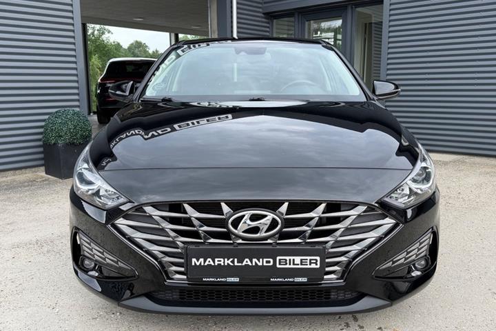 Sort Hyundai i30 fra 2021