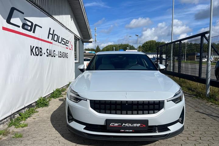 Hvid Polestar 2 fra 2023