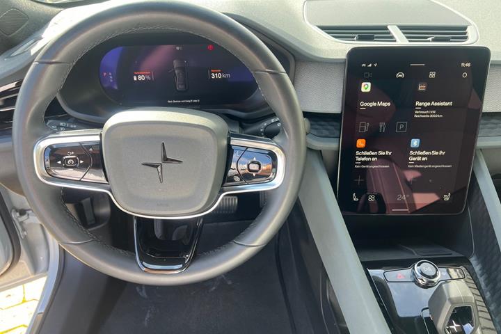 Hvid Polestar 2 fra 2023