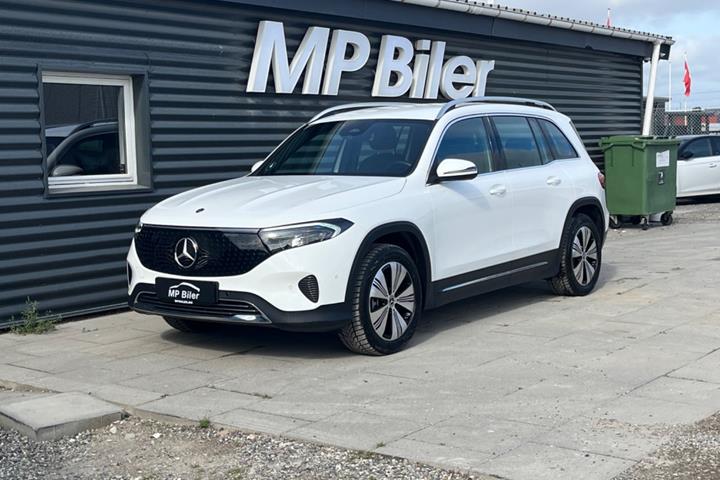 Hvid Mercedes EQB350 fra 2024
