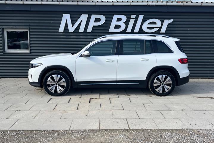 Hvid Mercedes EQB350 fra 2024