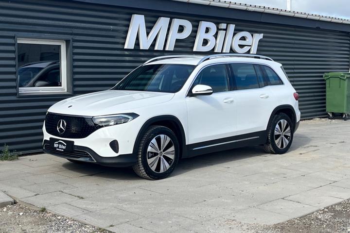 Hvid Mercedes EQB350 fra 2024