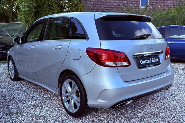 undefined Mercedes B200 fra 2012