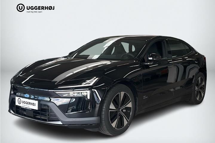 Sort Polestar 4 fra 2026