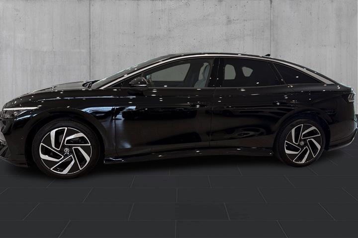 Sort VW ID.7 fra 2024