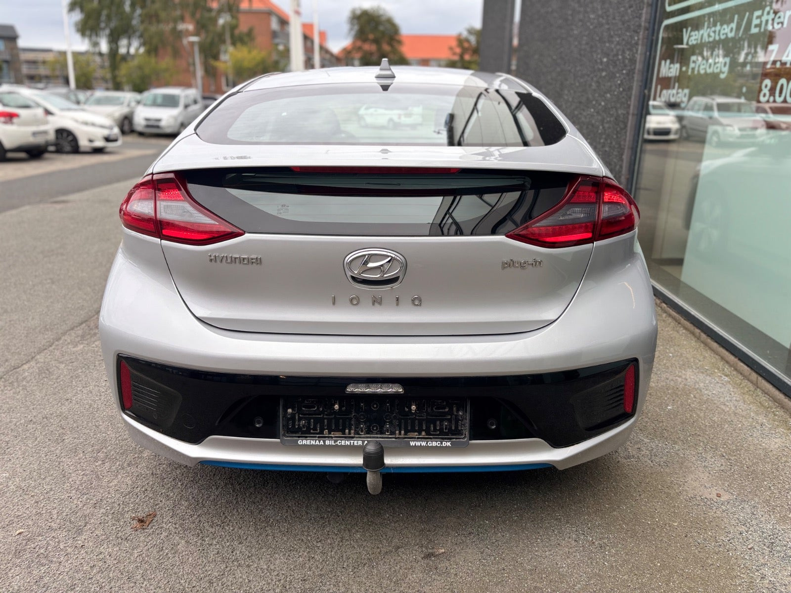 Sølv Hyundai Ioniq fra 2018