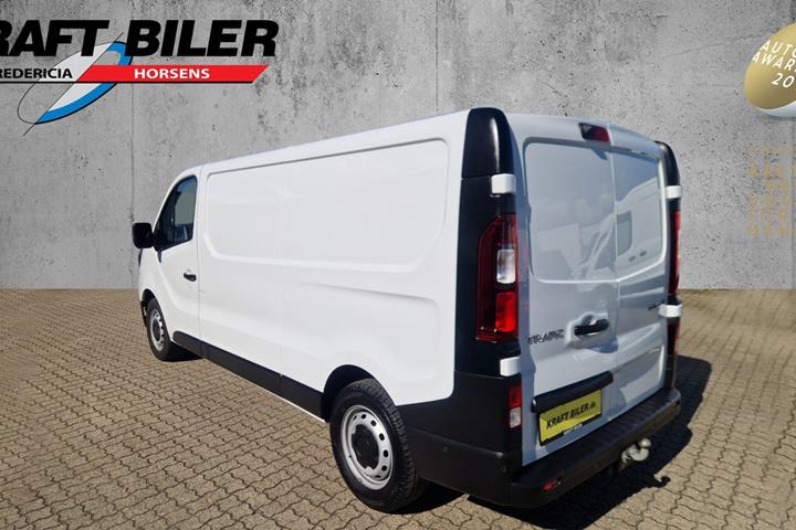 Hvid Renault Trafic fra 2025