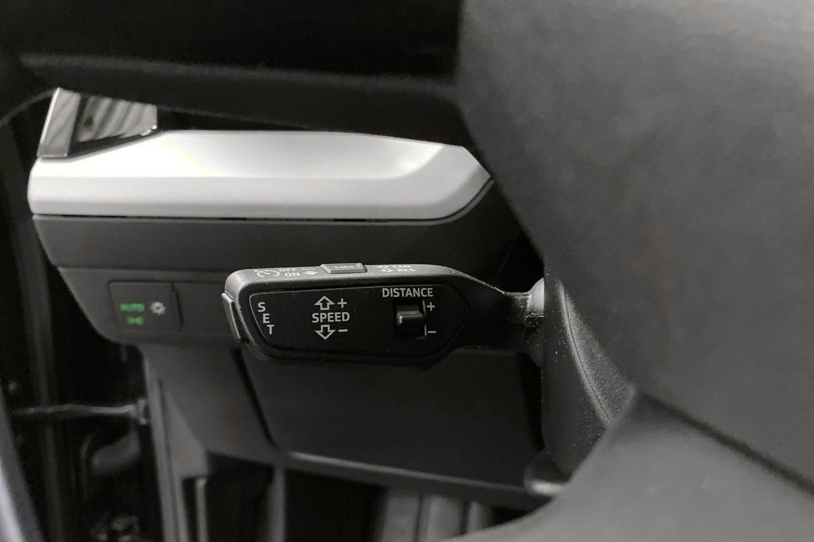 Sort Audi Q4 e-tron fra 2024