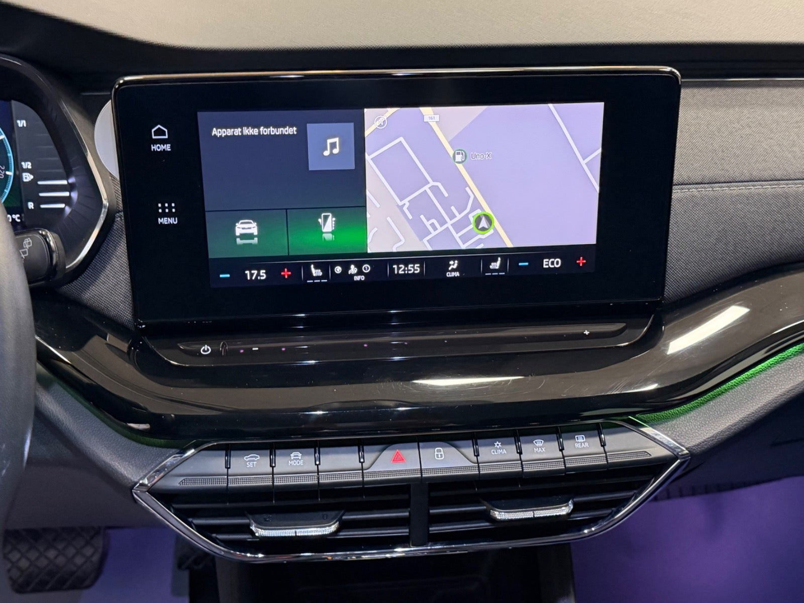 Sort Skoda Octavia fra 2021