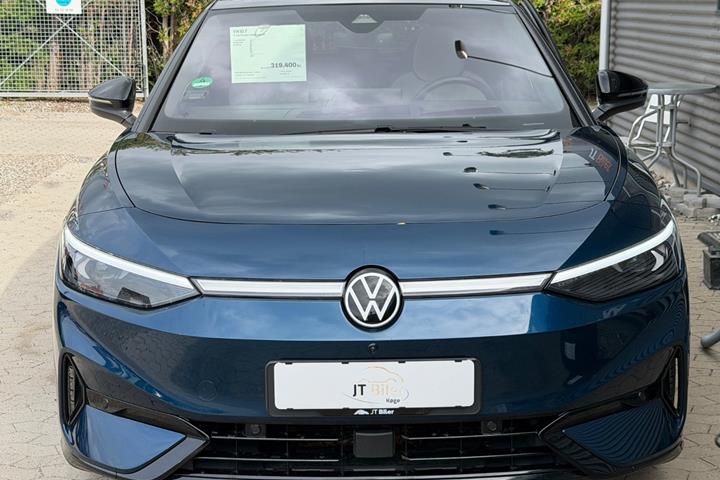 Blå VW ID.7 fra 2024