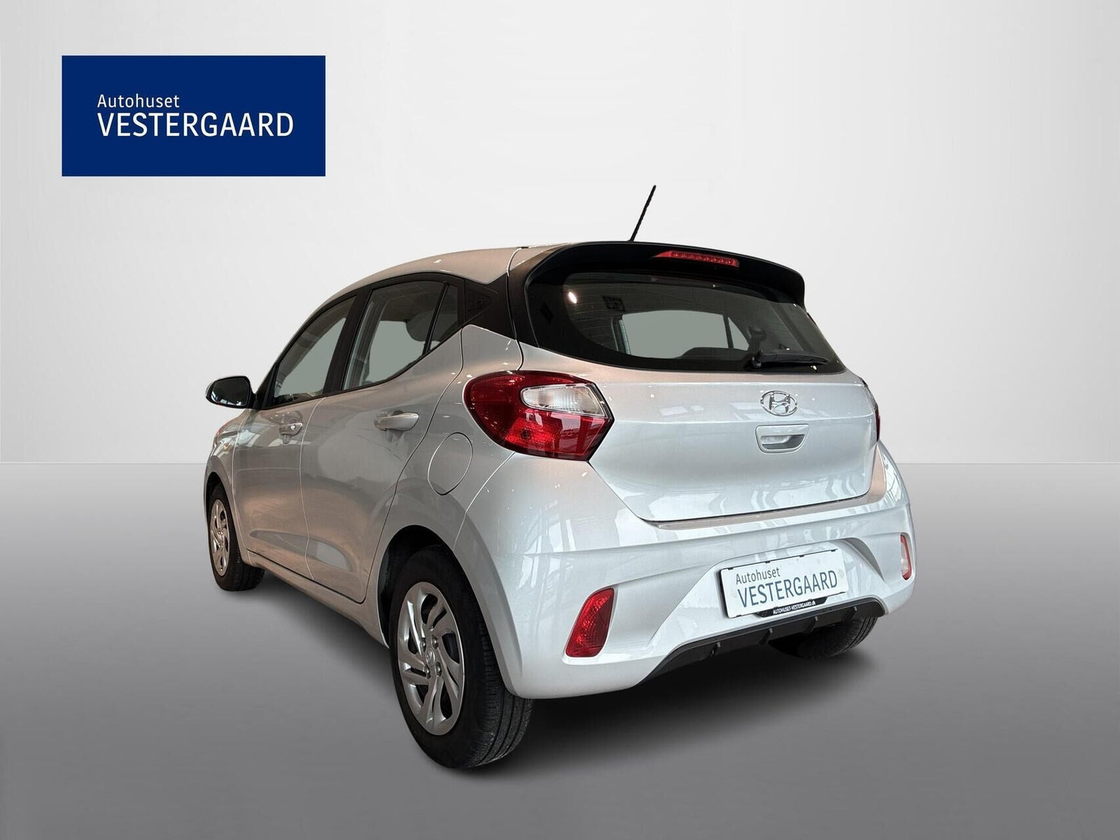 Sort Hyundai i10 fra 2023