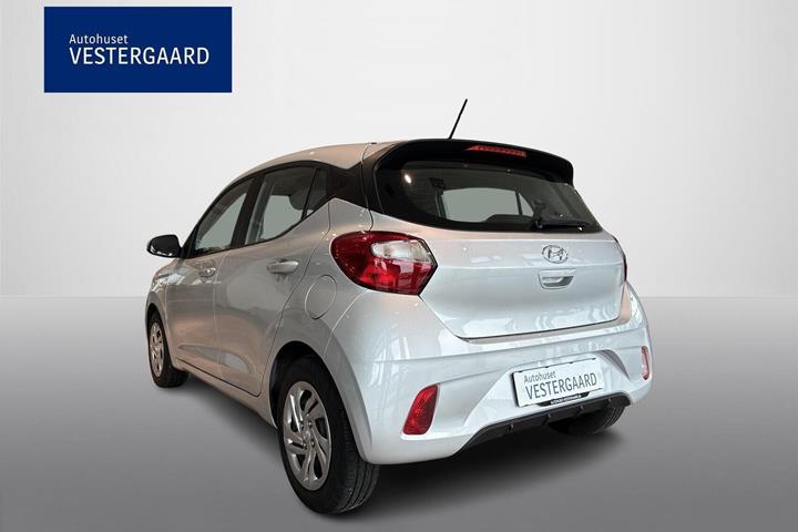 Sort Hyundai i10 fra 2023
