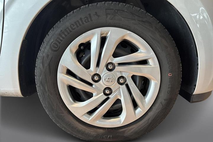 Sort Hyundai i10 fra 2023