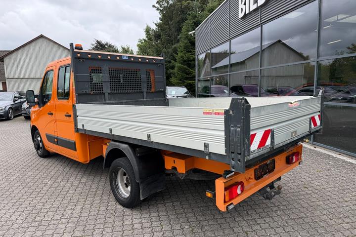 Orange Renault Master IV T35 fra 2021