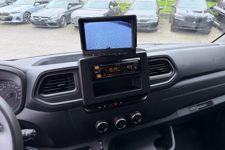 Orange Renault Master IV T35 fra 2021
