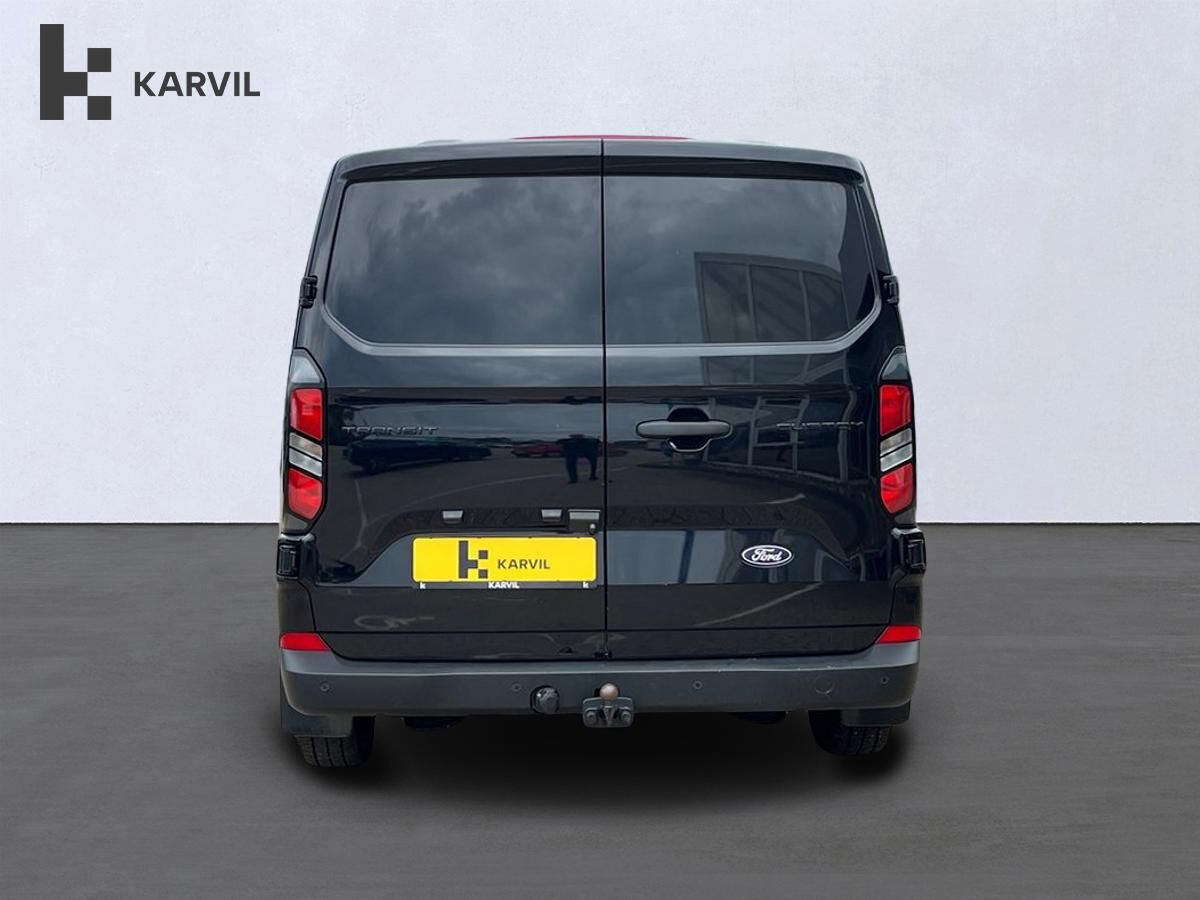 Sort Ford Transit Custom 300 L2 fra 2024