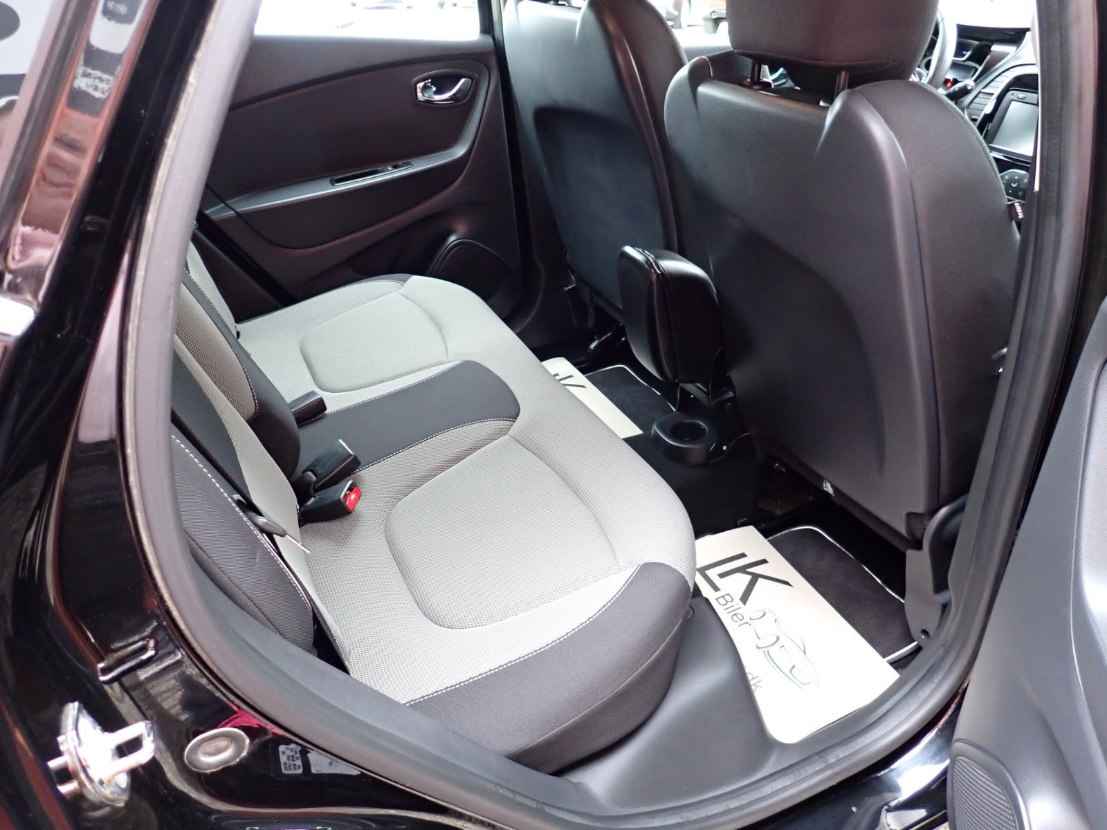 Sort Renault Captur fra 2013