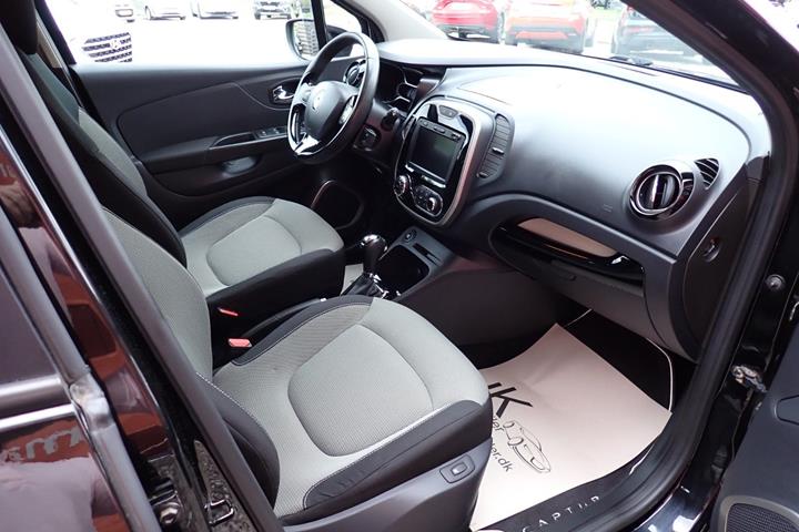 Sort Renault Captur fra 2013