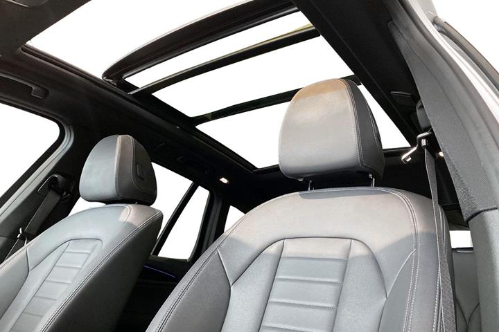 Hvid BMW iX3 fra 2021