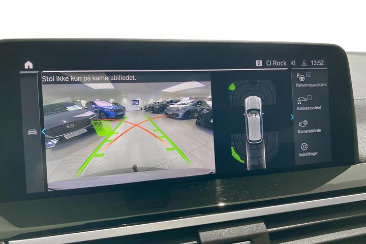Hvid BMW iX3 fra 2021