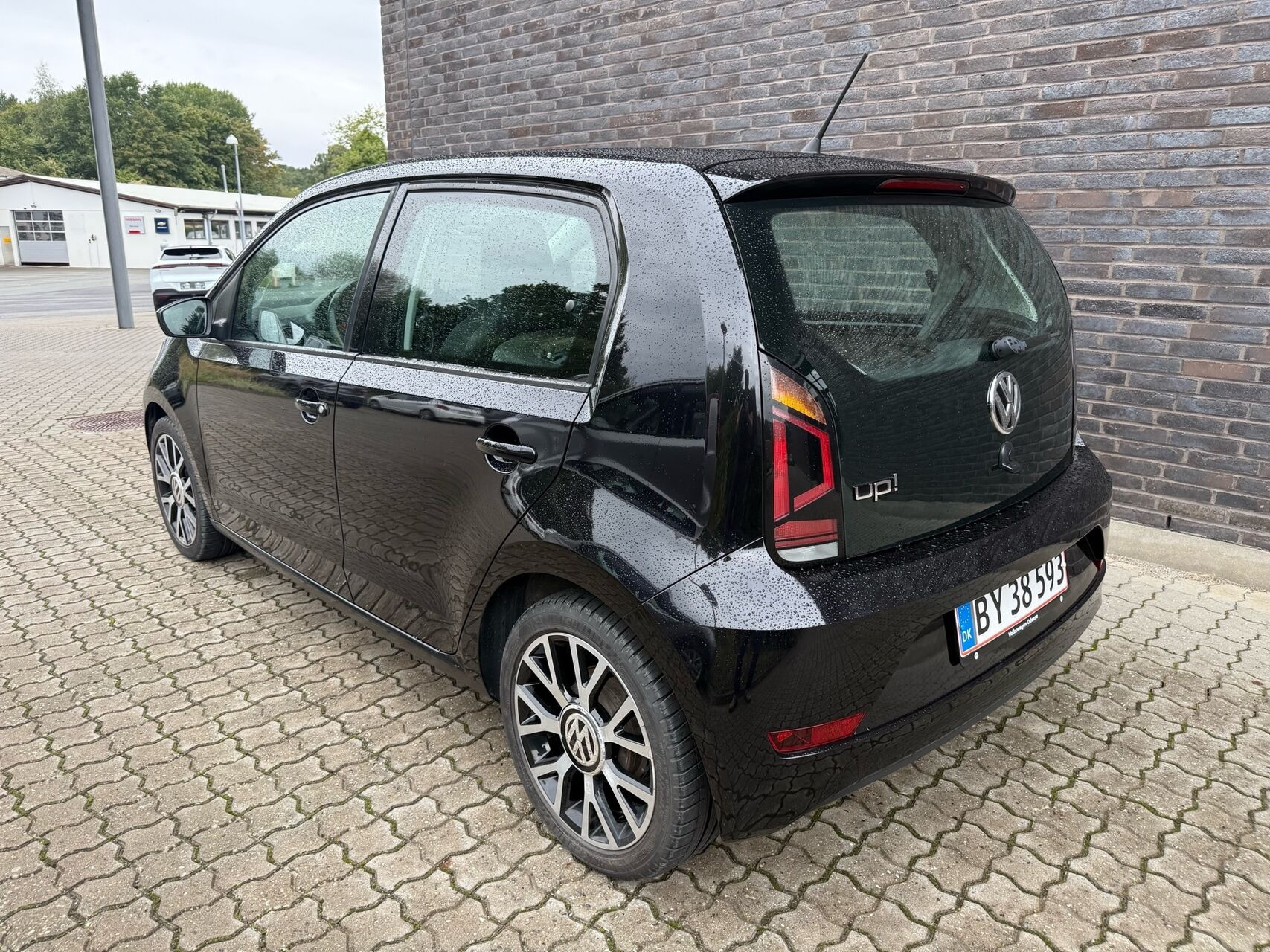 Sort VW UP! fra 2018