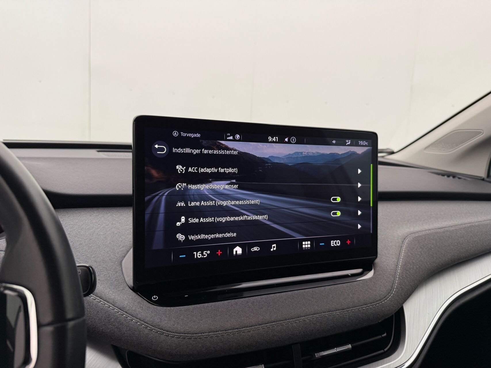 Sølv Skoda Enyaq fra 2022