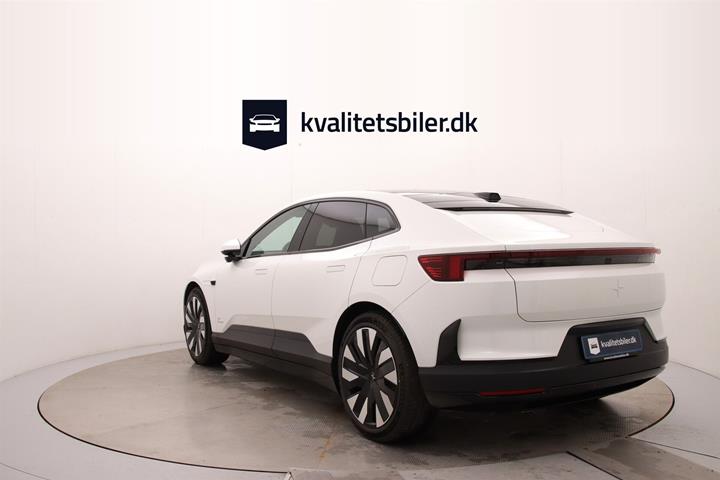 Hvid Polestar 4 fra 2024