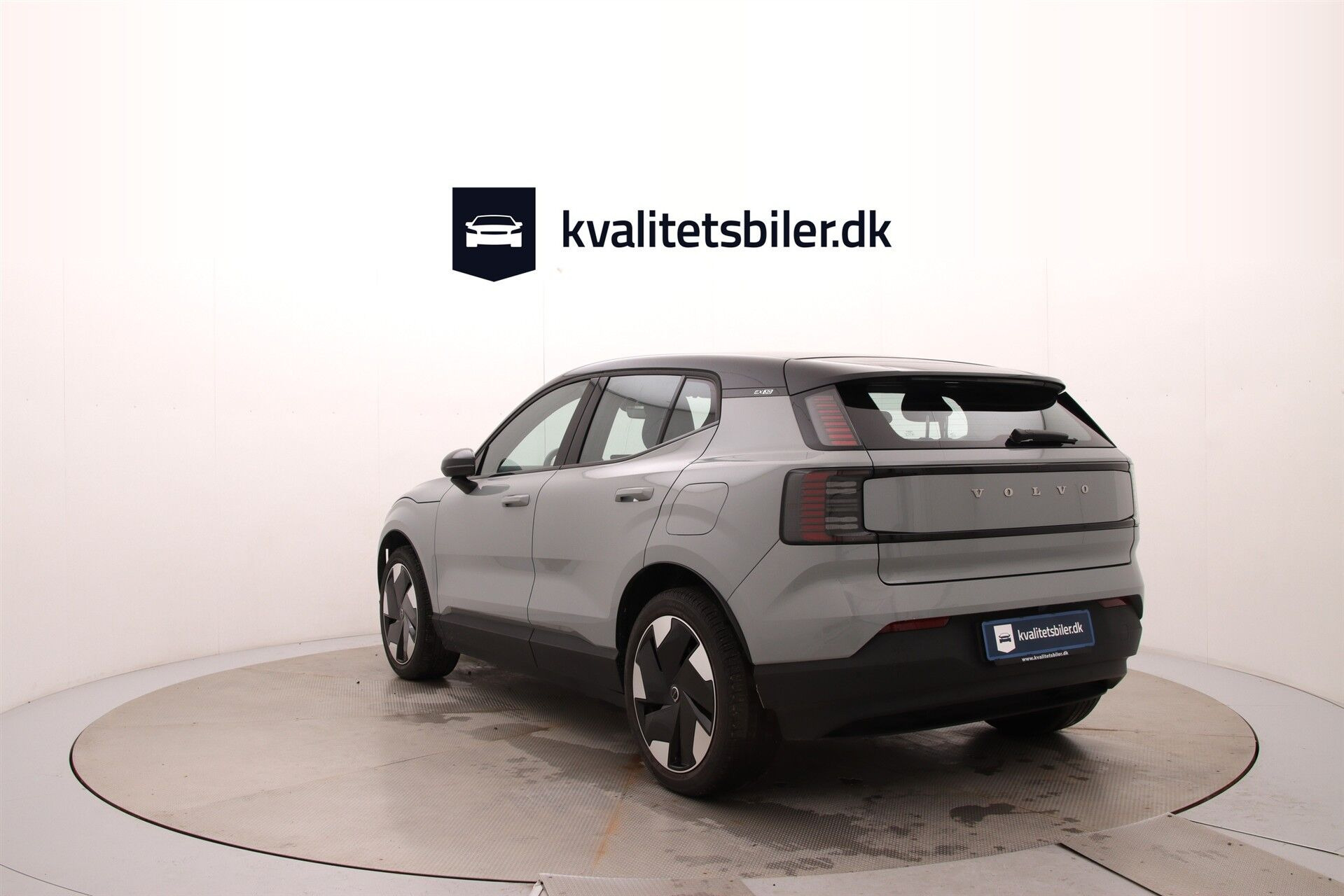 Grå Volvo EX30 fra 2024