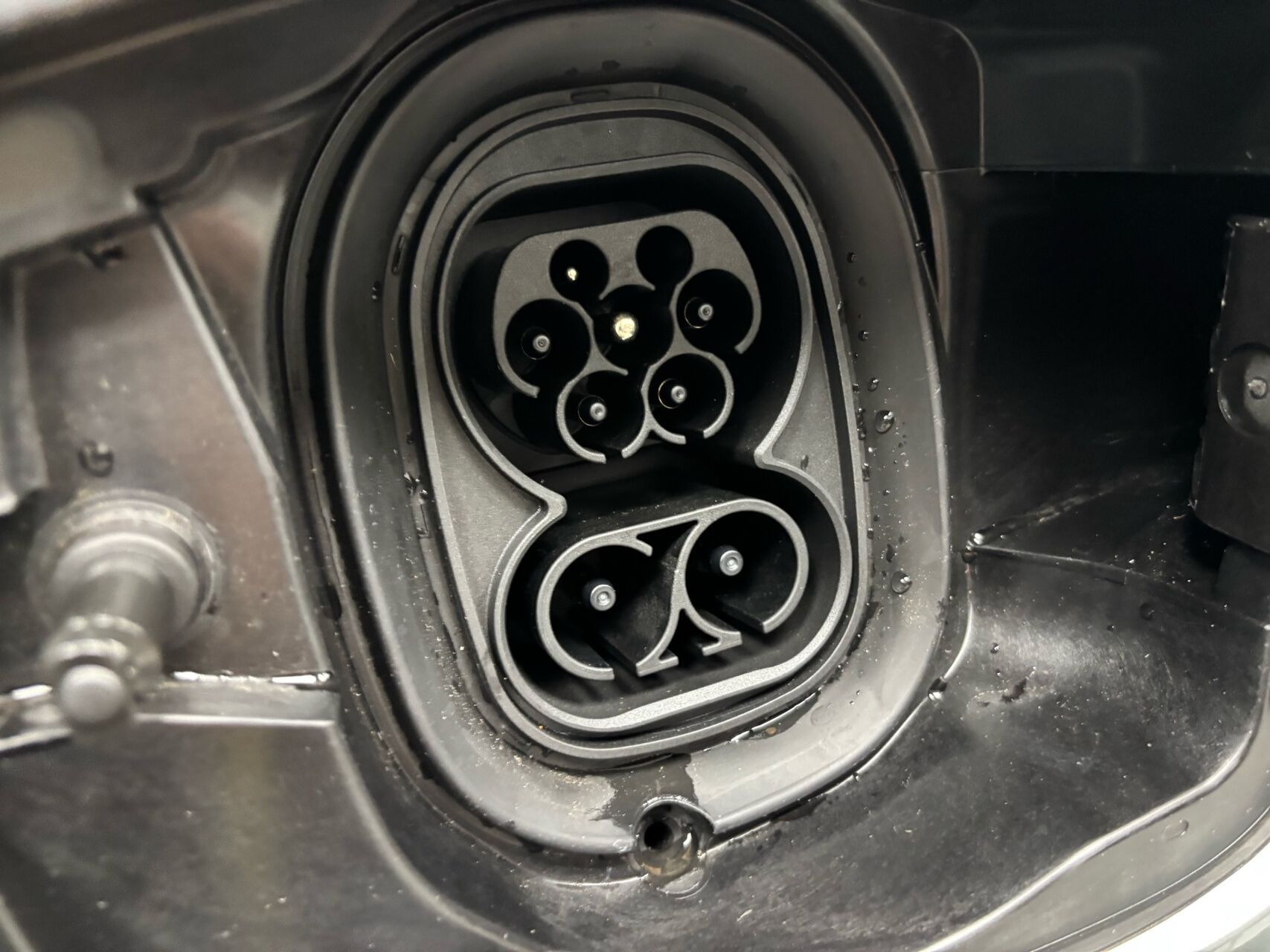 Grå Skoda Enyaq fra 2026