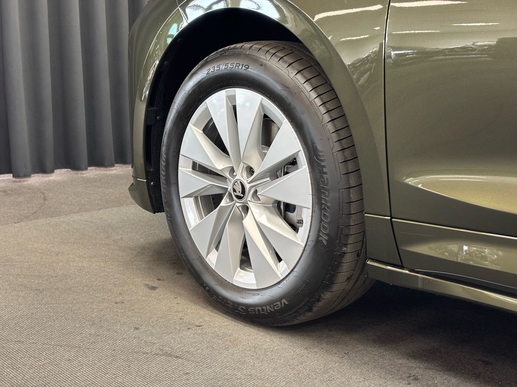 Grøn Skoda Enyaq fra 2026
