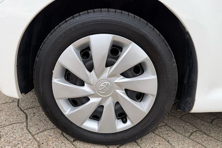Hvid Toyota Aygo fra 2012