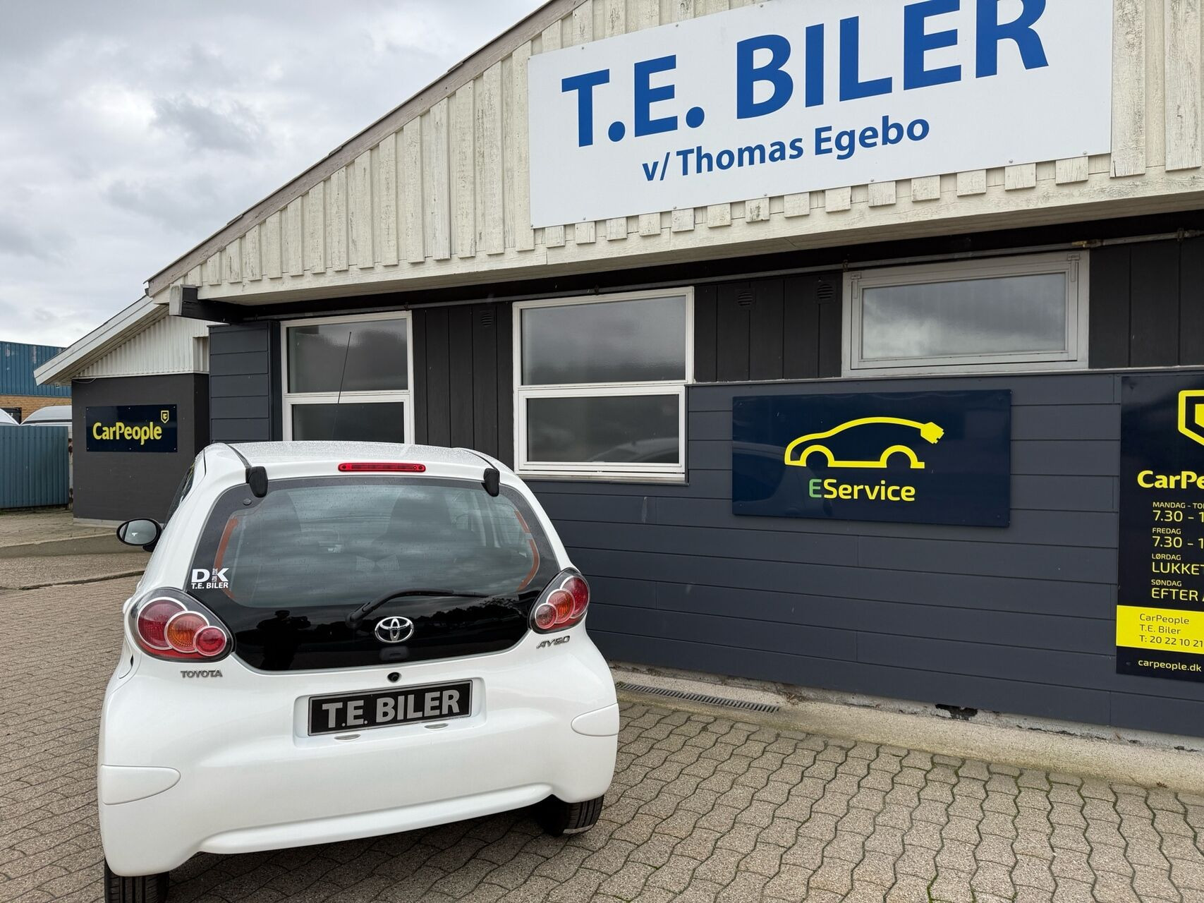 Hvid Toyota Aygo fra 2012