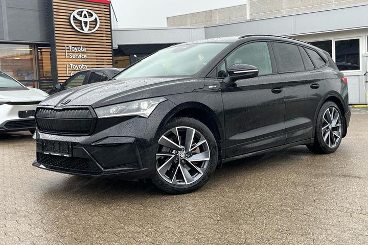 Sort Skoda Enyaq fra 2024